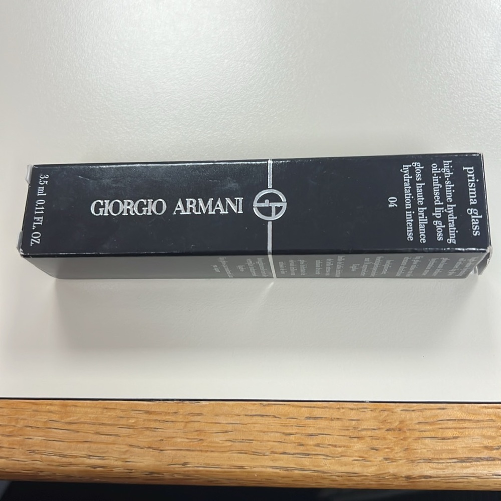 Armani Beauty Prisma Glass Lip Gloss Cherry Glaze - Picture 5 of 5